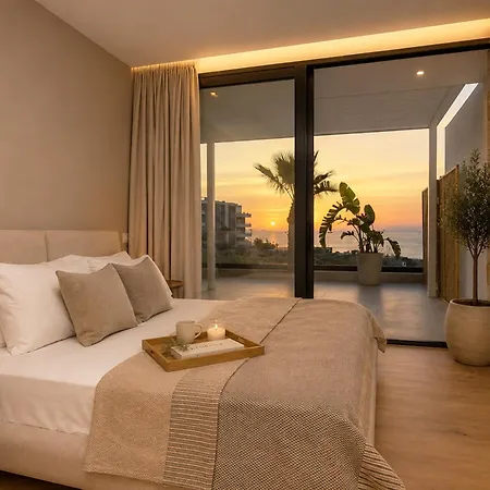 Seascape Luxury Lejlighed