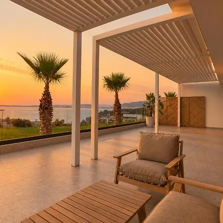 Seascape Luxury